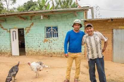 8c669985a4504fc32c3f6ee1bf8ff3c6