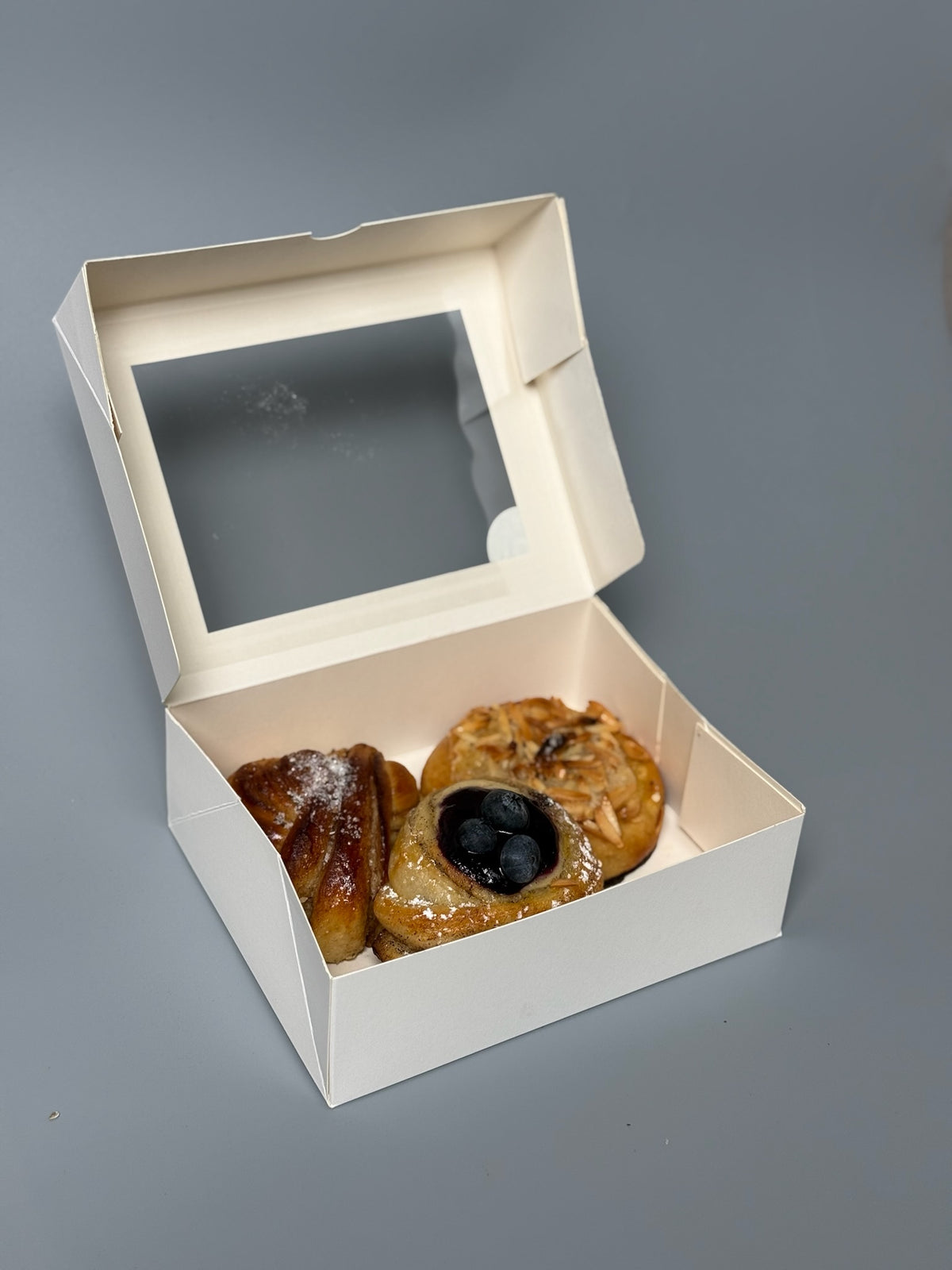 kofi-Date Gebäckbox (3 Sauerteig-Teile deiner Wahl)